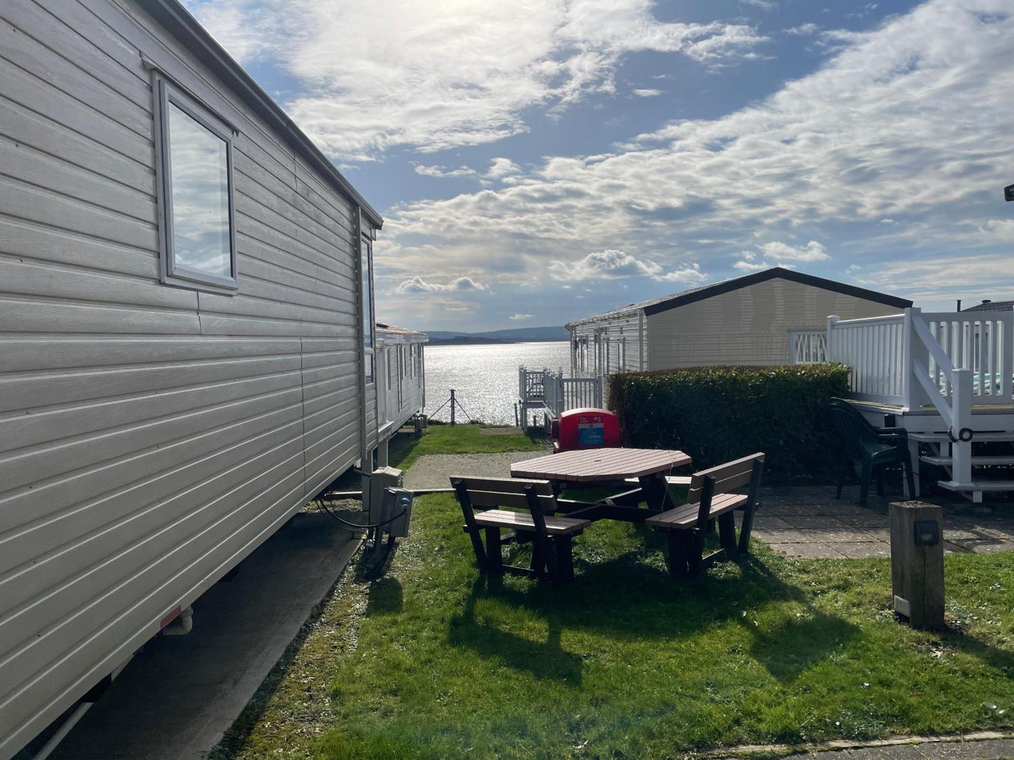 Rockley Park Private Holiday Homes Пул Екстериор снимка