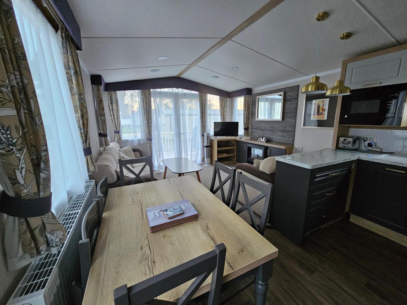Rockley Park Private Holiday Homes Пул Екстериор снимка