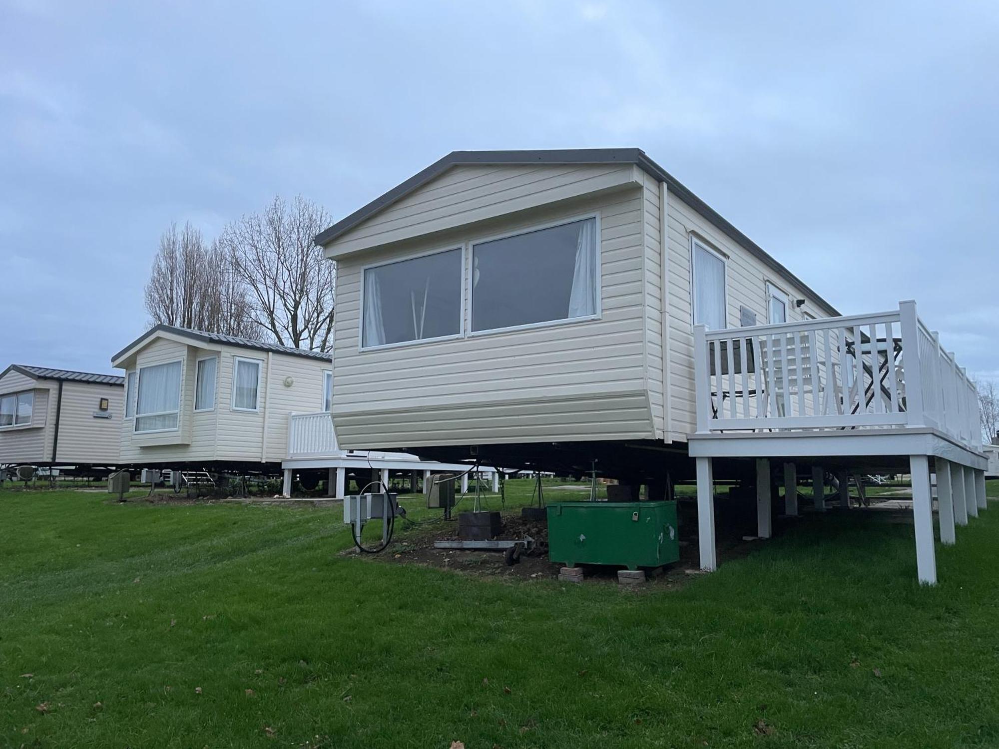Rockley Park Private Holiday Homes Пул Екстериор снимка