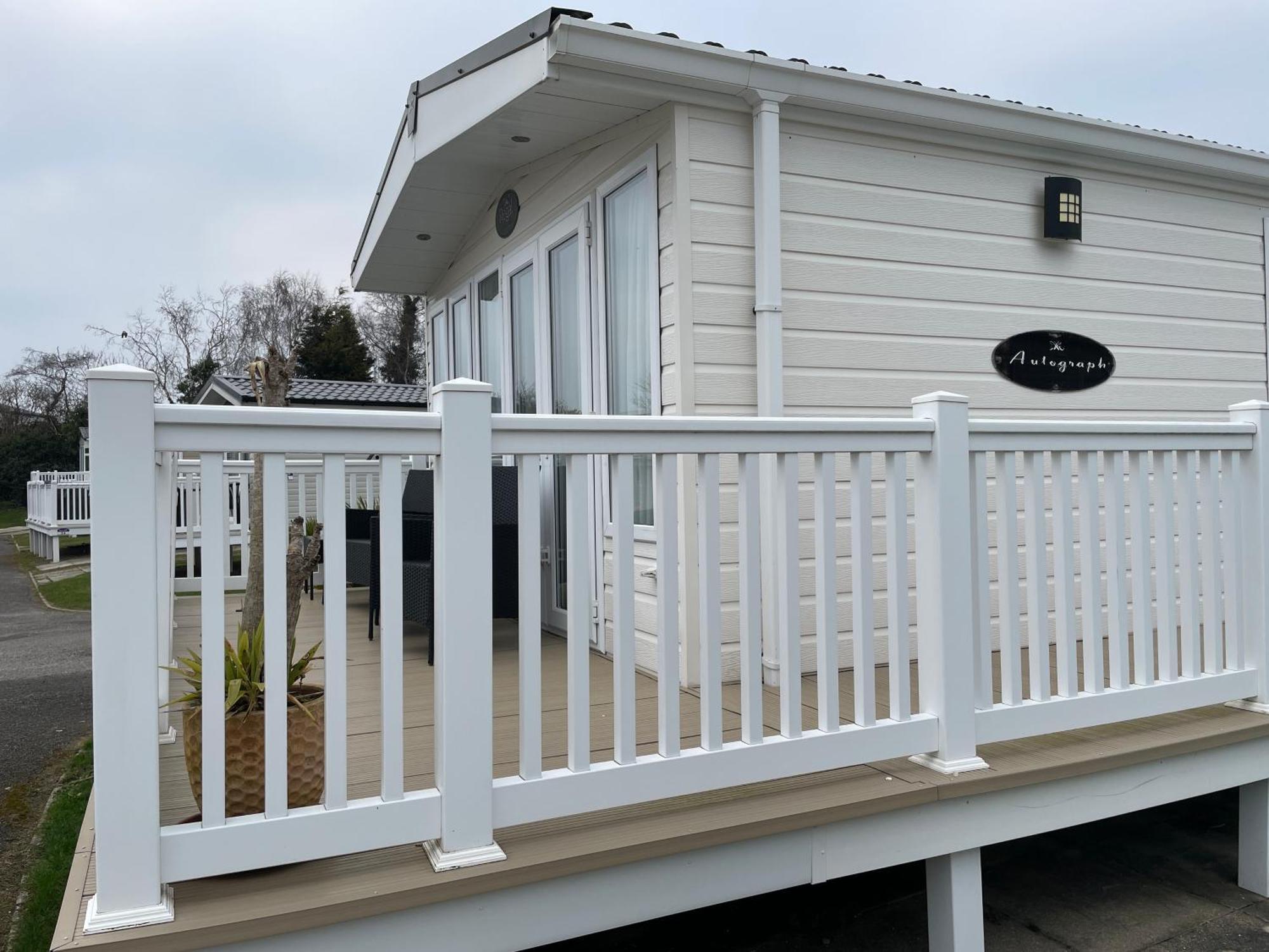 Rockley Park Private Holiday Homes Пул Екстериор снимка