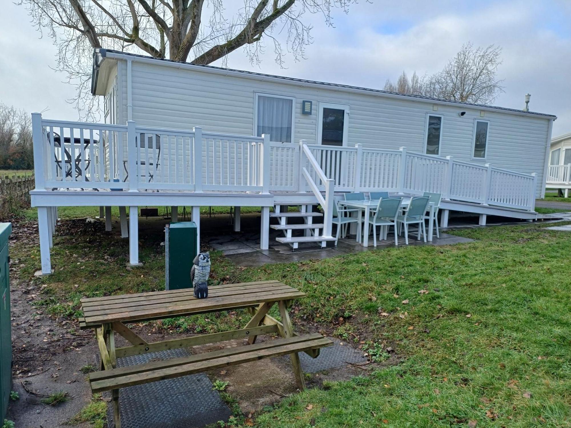 Rockley Park Private Holiday Homes Пул Екстериор снимка