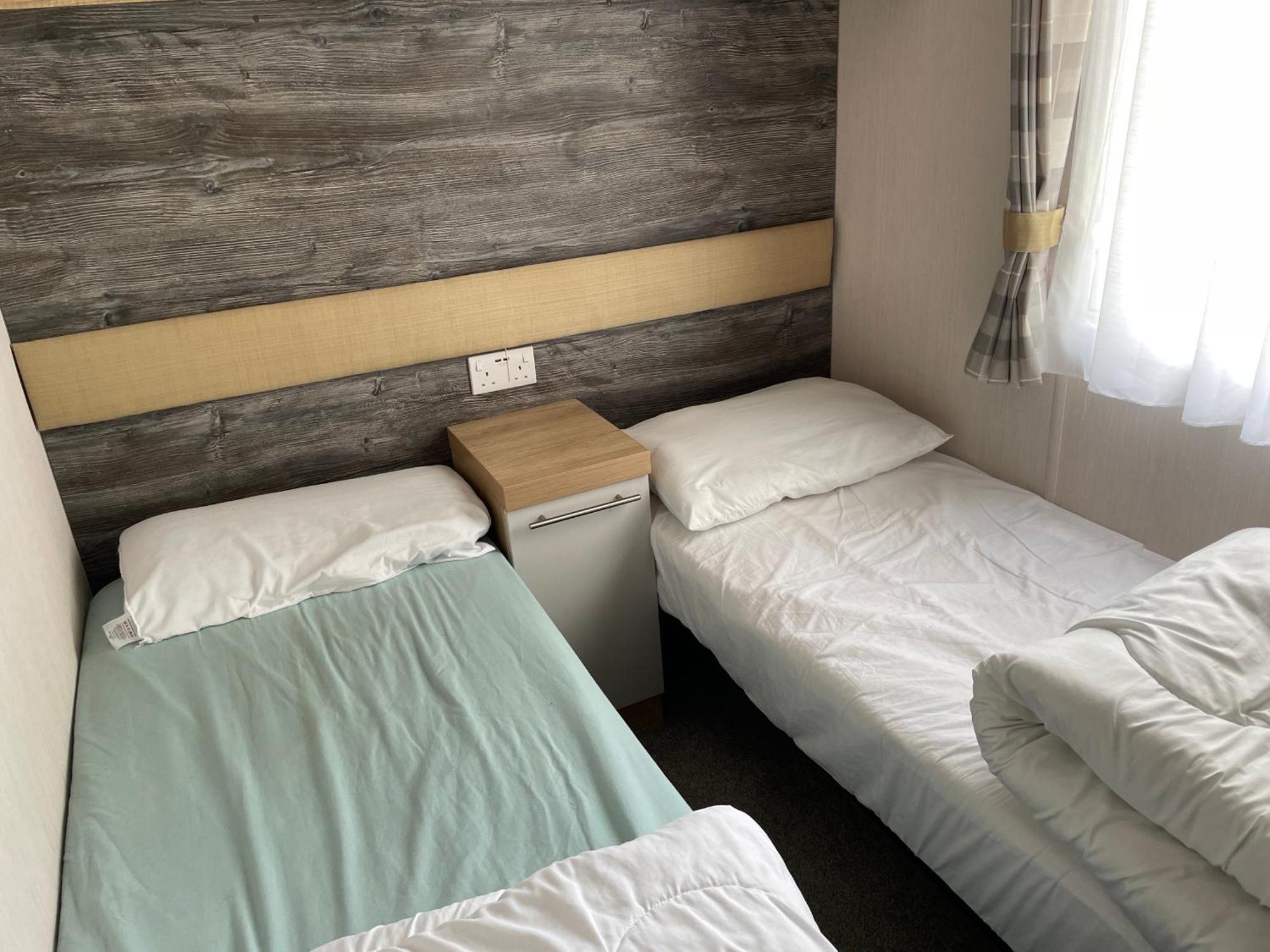 Rockley Park Private Holiday Homes Пул Екстериор снимка